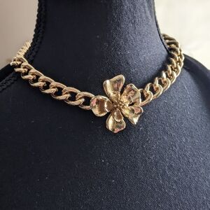 Sold Out Lovisa Chunk Gold Floral Chain Necklace
